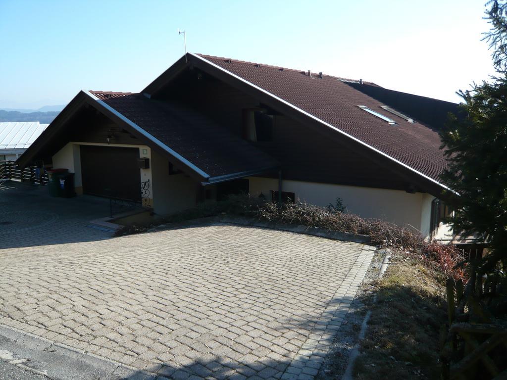 Appartementhaus Karawankenpromenade Velden am Worthersee Bagian luar foto